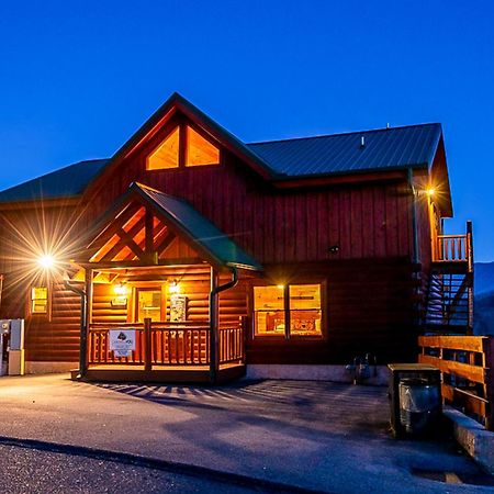 Highland Plunge Villa พิเจนฟอร์จ ภายนอก รูปภาพ